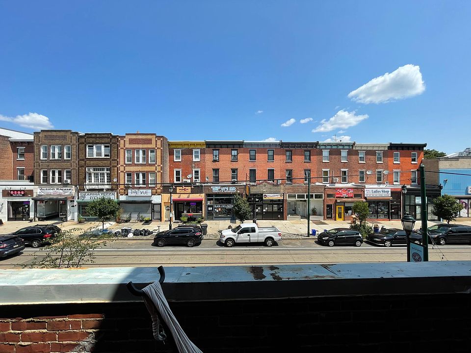 1st image of 2818 W Girard Ave APT 2F
