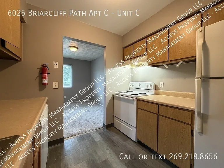 6025 Briarcliff Path #C — Photo 7