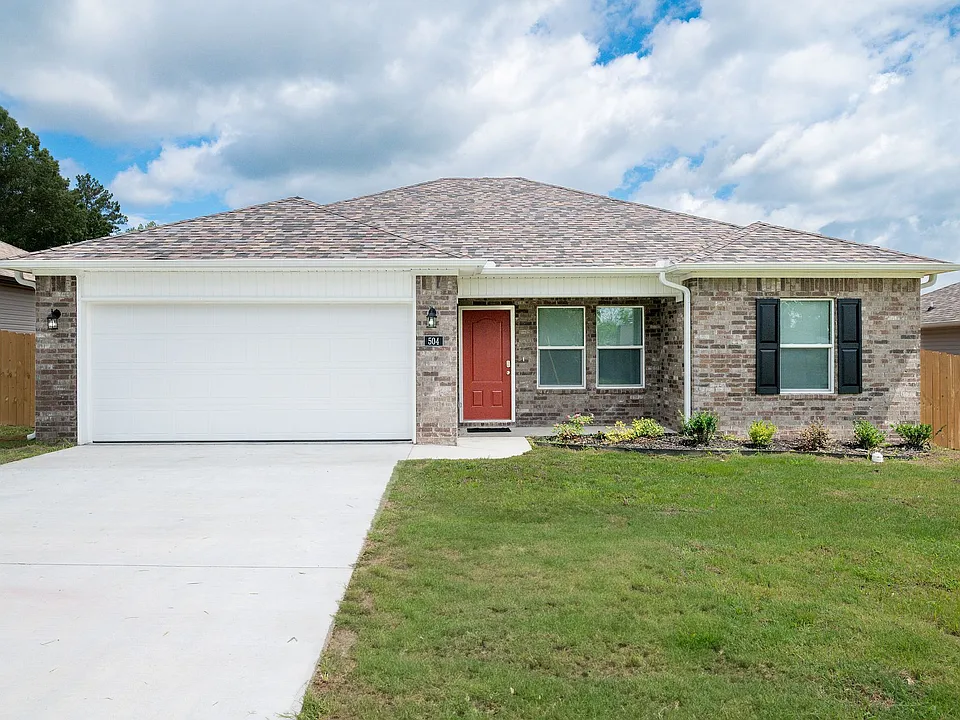 504 Reba Ln