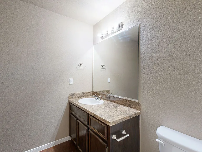 1705 Aztec Trce #B — Photo 15