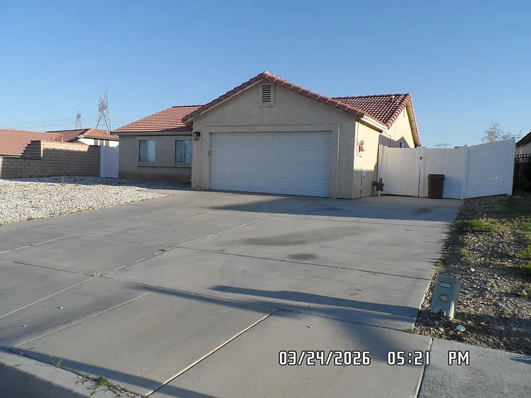 15019 Hopland St — Photo 42
