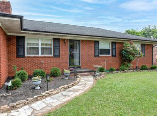 1410 Anderson Ave, Maryville, TN 37803