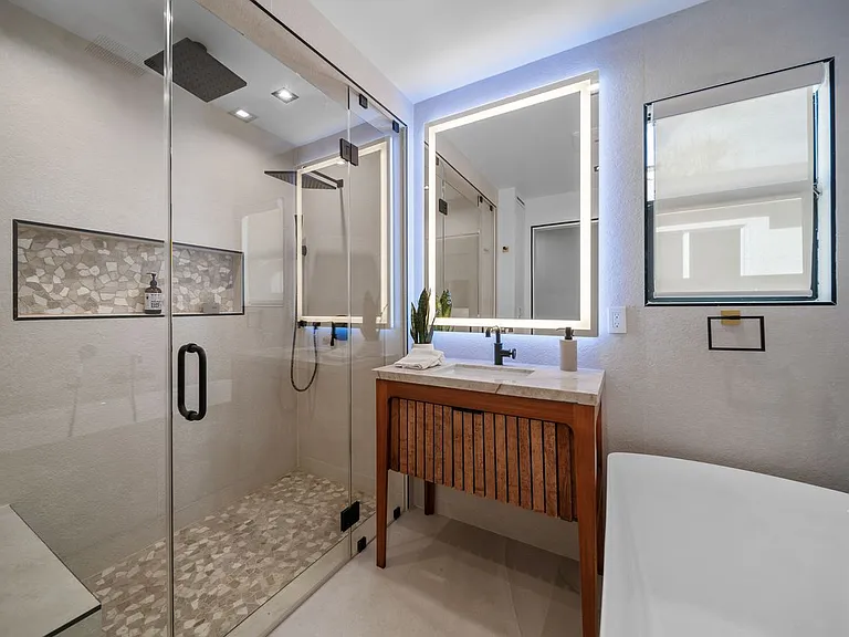 5109 Longridge Ave — Photo 30