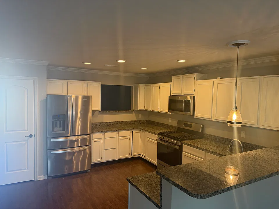 812 Farragut Commons Dr