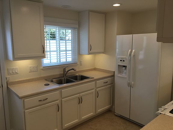 3rd image of 2012 E Mission Ave Unit 7