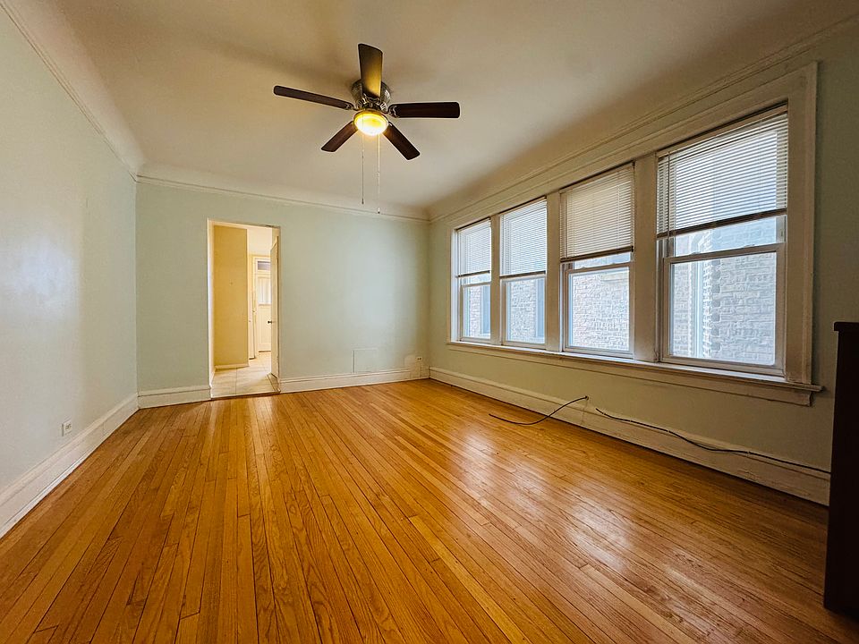 1st image of 2051 W Farragut Ave APT 1W