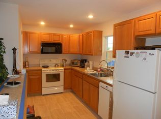 129 SE Crosspoint Dr, Port Saint Lucie, FL 34983