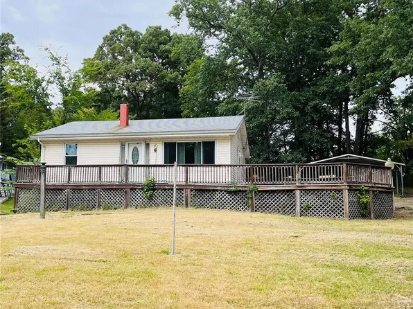 1309 N Shore Dr, Catawissa, MO 63015