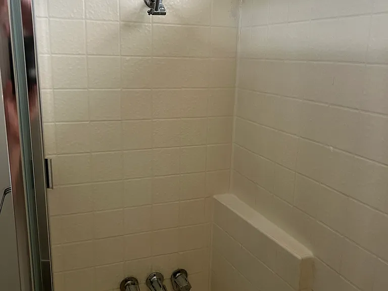 4370 Troost Ave #204 — Photo 20