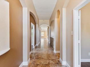 1200 Golden View Ct, Arlington, TX 76001