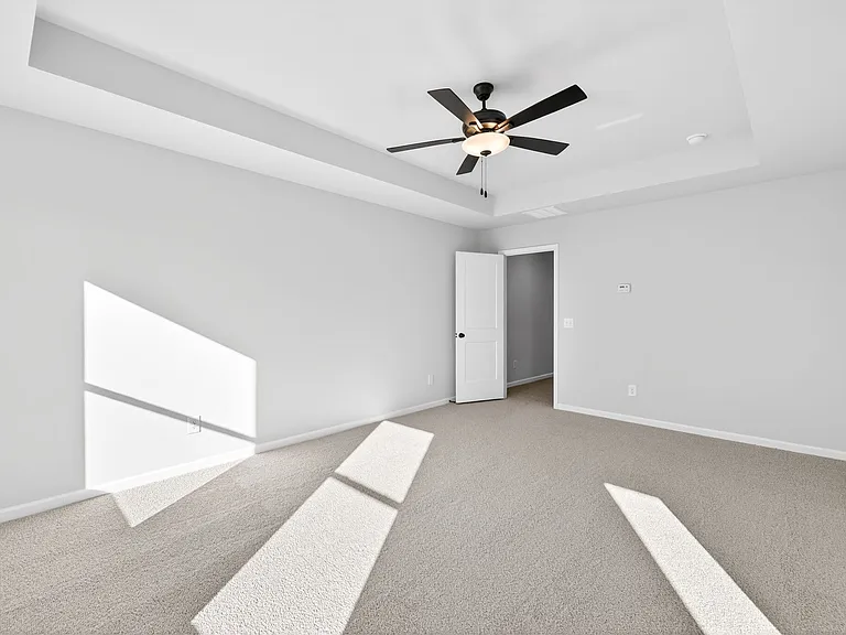 548 Madison St — Photo 7