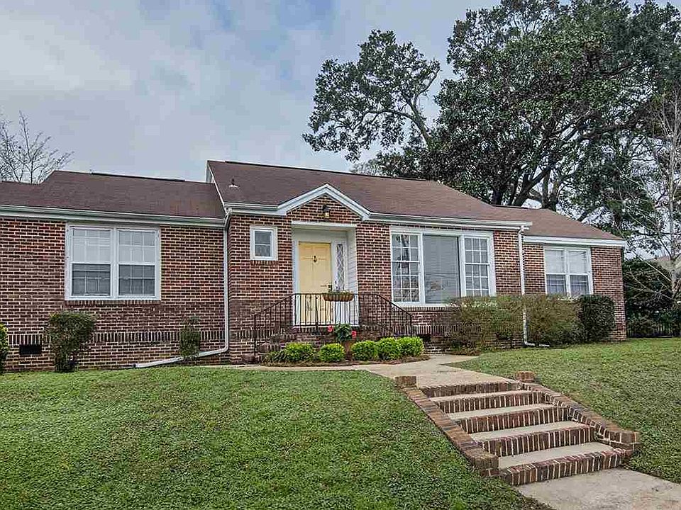 1st image of 2301 Whaley Ave