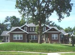604 E Main St, West Plains, MO 65775