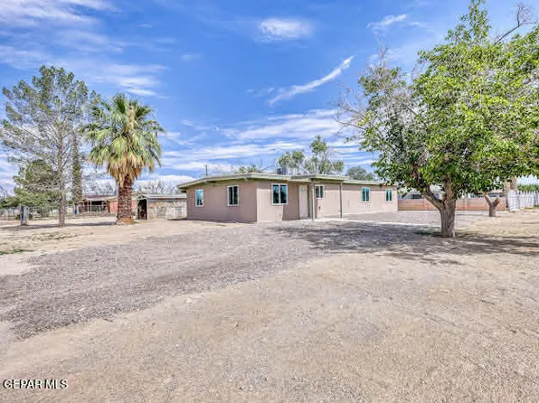 10385 Potencia Dr, Socorro, TX 79927