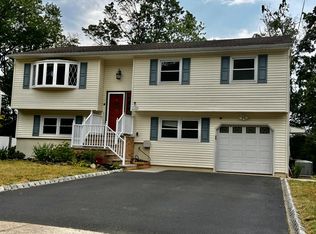 8 Albemarle Rd, East Brunswick, NJ 08816