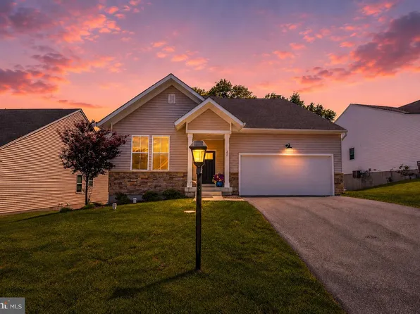 22 Heron Ln, Coatesville, PA 19320