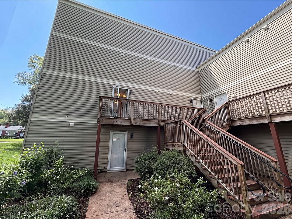 1st image of 1625 Merry Oaks Rd APT D