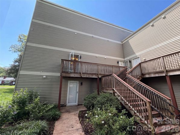 1625 Merry Oaks Rd APT D, Charlotte, NC 28205