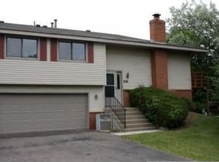 4125 Sylvia Ln S, Shoreview, MN 55126