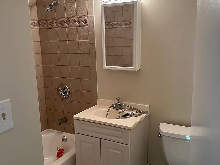 10 Mandeville Ave #12 — Photo 3