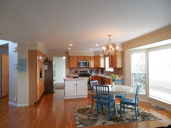3rd image of 2211 Forest Pond Dr