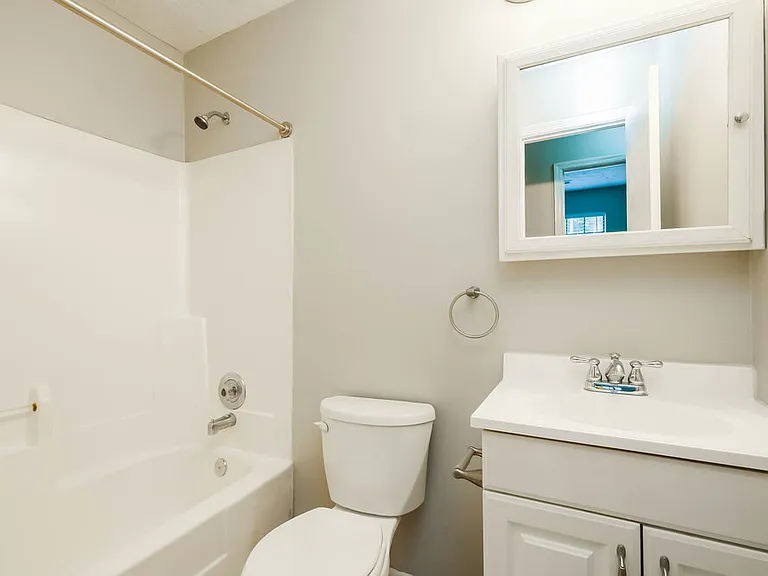 4707 Greenway Rd — Photo 16