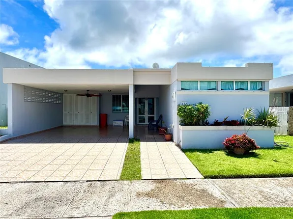 (undisclosed Address), Las Piedras, PR 00771