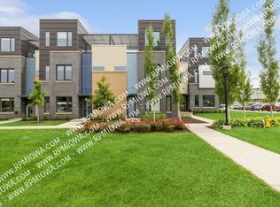105 E Center St, Des Moines, IA 50309