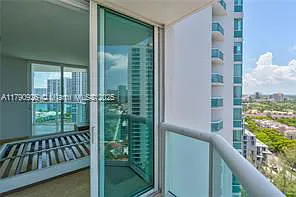 19400 Turnberry Way #1831 — Photo 23