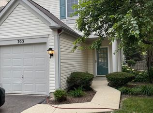 703 Blossom Ct, Naperville, IL 60540