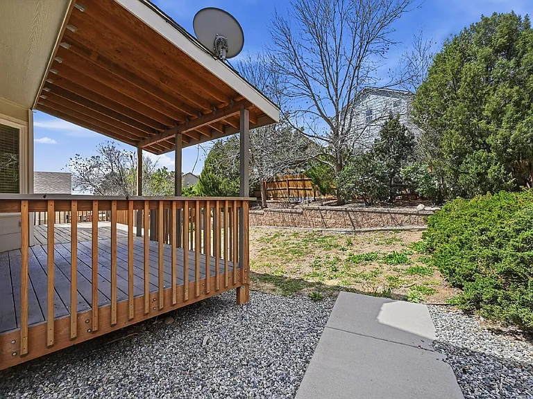 7338 Allens Park Dr — Photo 45