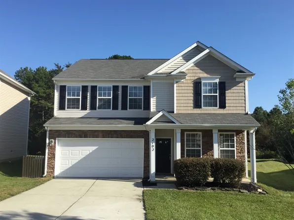 2102 Moss Creek Dr, Harrisburg, NC 28075