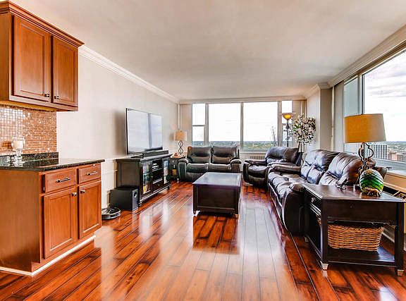 5th image of 4250 N Marine Dr APT 2315