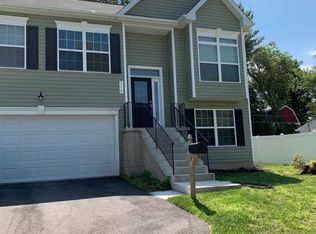 115 N Meadow Dr, Glen Burnie, MD 21060