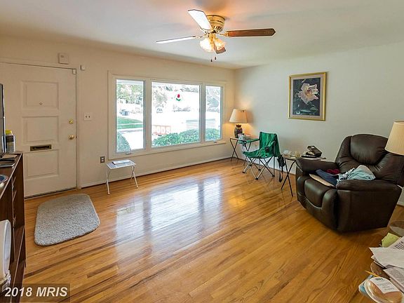 3rd image of 4610 Tallahassee Ave