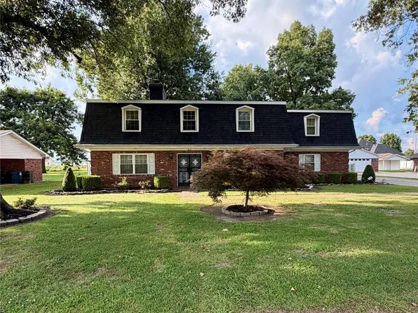 200 Clover Ln, Portageville, MO 63873