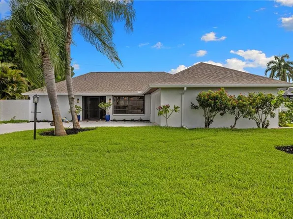 433 Golfview, NAPLES, FL 34110