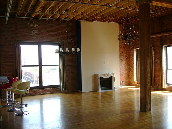 Family Room/Kitchen
