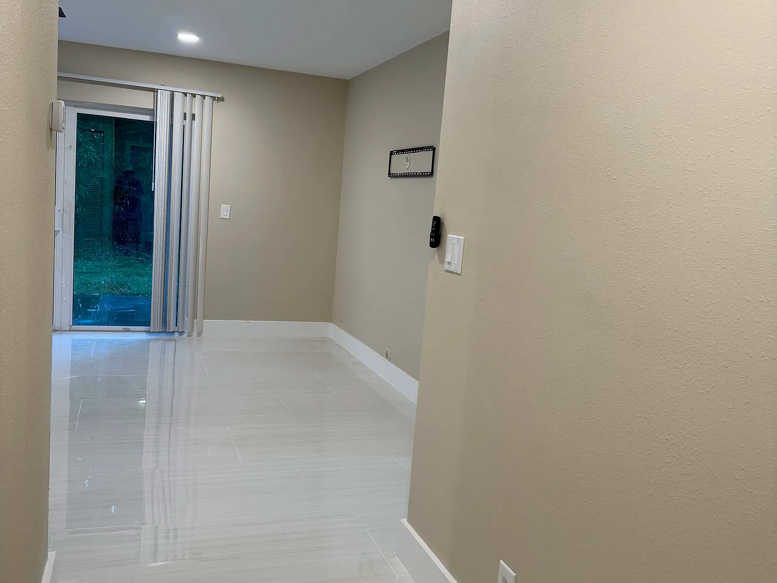 4 bed, 1430 sqft, $3,200 — Photo 2