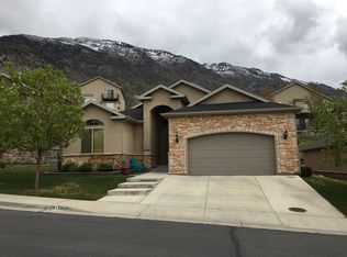 9138 N Renaissance Dr, Cedar Hills, UT 84062