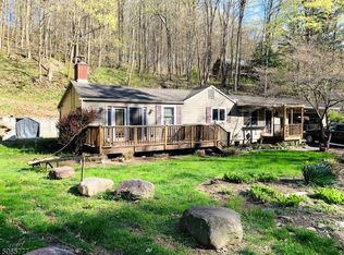 151 Knowlton Rd, Columbia, NJ 07832