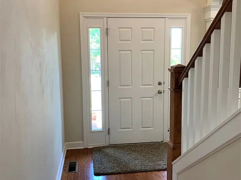 320 Foundry Cir — Photo 3