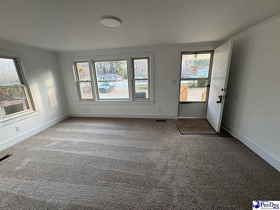 4th image of 3809 E Effingham Hwy