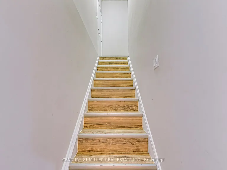 1351 Fieldcrest Ln #LOWER — Photo 4