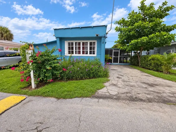 3131 Tamiami Trl E #10, Naples, FL 34112