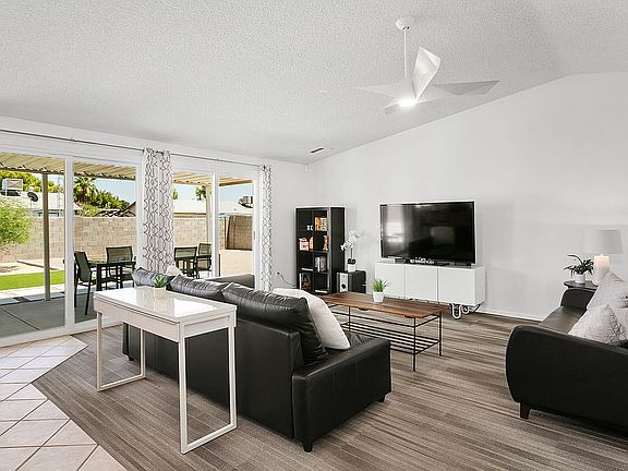 3rd image of 13243 N 41st Pl