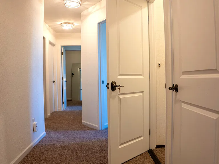 HALL TO 2 BEDROOMS AND LAUNDRY