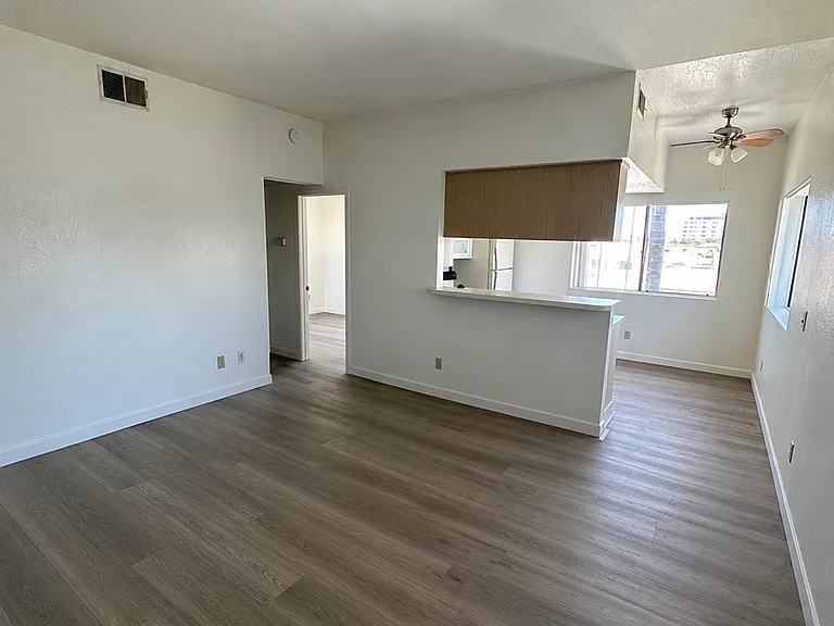 3928 Illinois St #305 — Photo 2