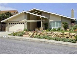 3021 Rolling Ridge Dr, Burbank, CA 91504