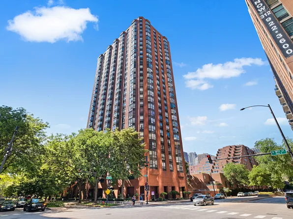 899 S Plymouth Ct APT 1505, Chicago, IL 60605